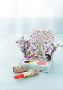 b glowing 01 2016 paul and joe new collectio