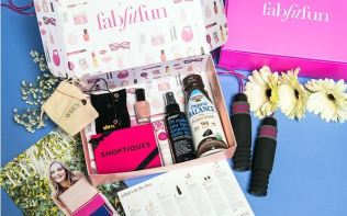 groupon 02 2016 fabfitfun welcome box