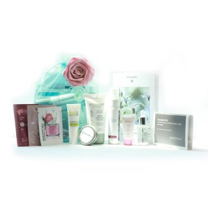 beautified you 032016 5 beauty bag