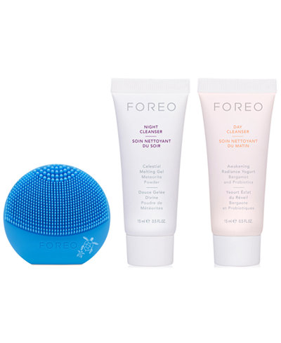 macys-luna-play-and-foreo-2pc-deluxe