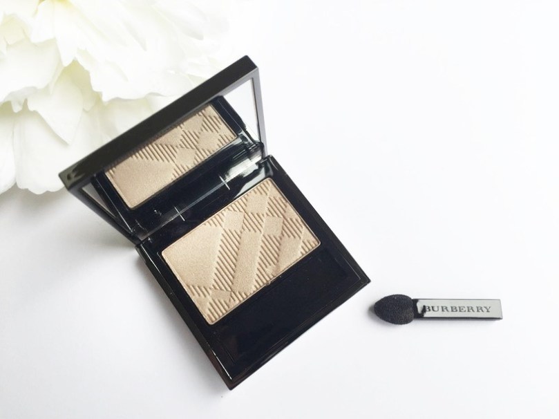 sephor-burberry-festive-2016-beauty-box-eye-silk-by-i-can-gwp-beauty-blog-your-gift-with-purchase-destination