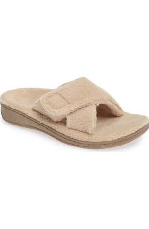 nordstrom-o-vionic-slippers