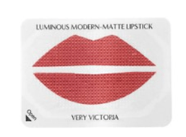 Gift with any mascara purchase    Bloomingdale s.png