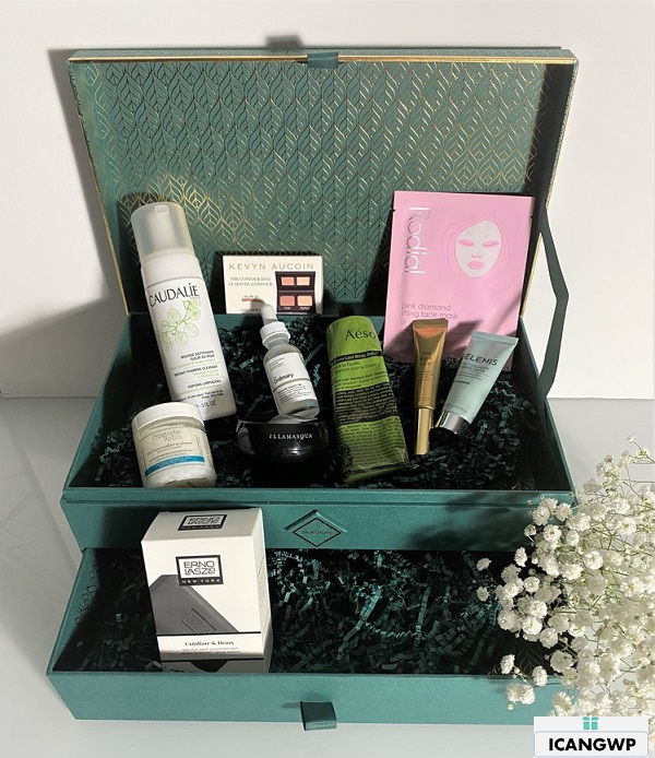 Skinstore Evergreen beauty box unboxed by icangwp blog