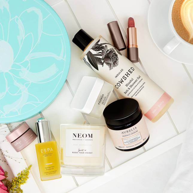 lookfantastic mothers day beauty box 2020 icangwp blog