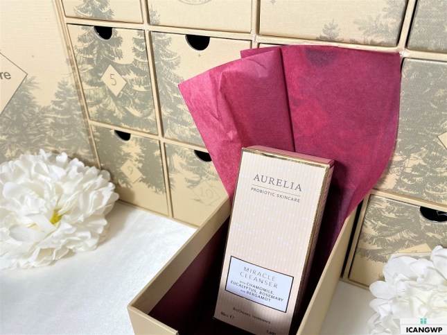 skinstore holiday edit beauty box 2020 unboxing icangwp blog