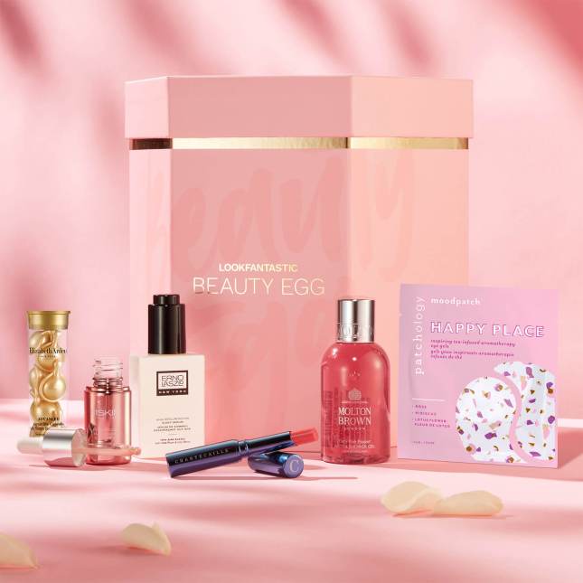 lookfantastic beauty egg 2021 usa icangwp blog
