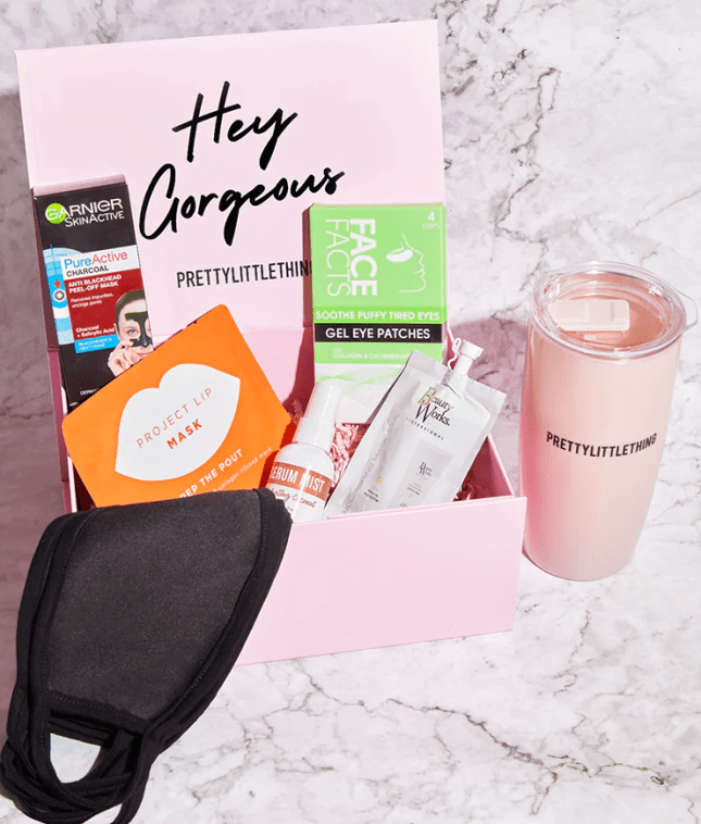 pretty little thing work form home beauty box icangwp