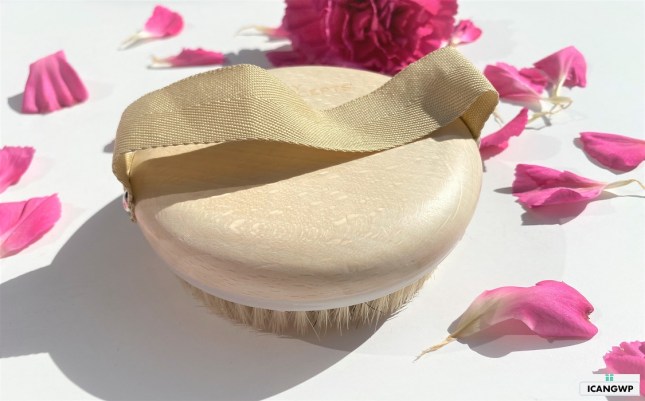 lookfantastic Clean Hero Edit unboxed icangwp blog dry brush