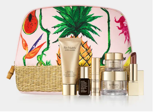 Screenshot 2022-04-07 at 14-32-13 Estee Lauder NM's Ultimate Diamond Gift, Yours with Any $150 Purchase