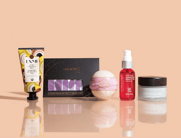 Screenshot 2022-04-18 at 16-05-10 Mother's Day Box