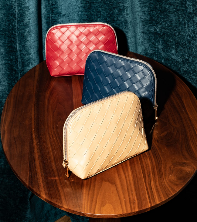 Screenshot 2022-09-08 at 11-49-54 Stephanie Johnson Mini Pouch with Assorted Samples Yours with any $350 Beauty Purchase