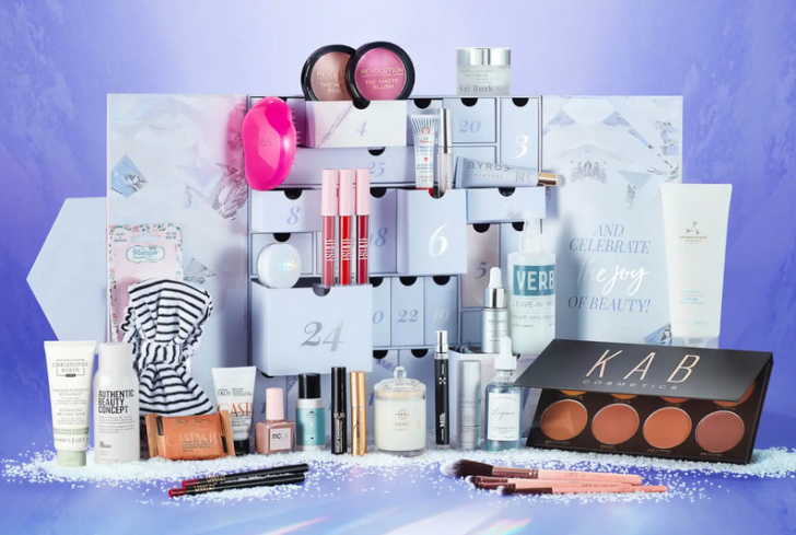 Screenshot 2022-10-02 at 10-22-27 GLOSSYBOX Freeze The Moment Advent Calendar 2022