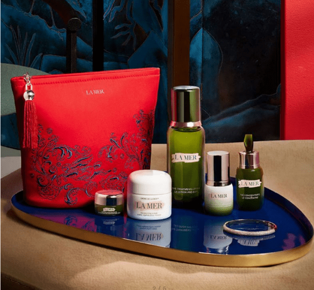 Screenshot 2023-01-12 at 10-15-10 La Mer The Radiant Hydration Collection Harrods US