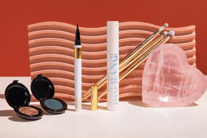 Screenshot 2023-03-10 at 13-50-04 Eye Love You