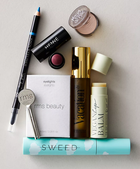 Screenshot 2024-11-12 at 07-42-15 FP Curated Holiday Makeup Bag Free People